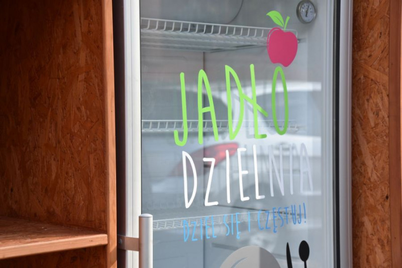 zdjęcie wyróżniające Światowy Dzień Żywności. Gdzie w regionie można zostawić jedzenie dla potrzebujących?